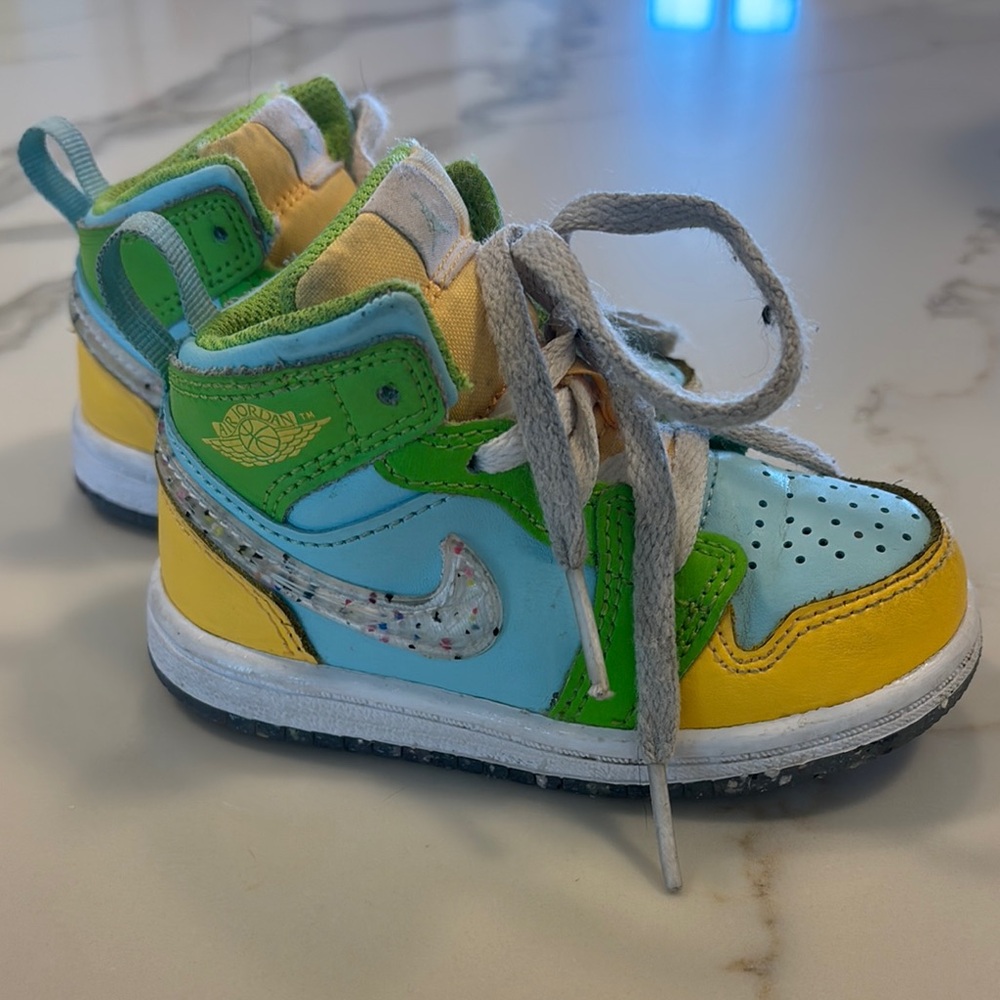 Nike Kids Multicolor Sneakers